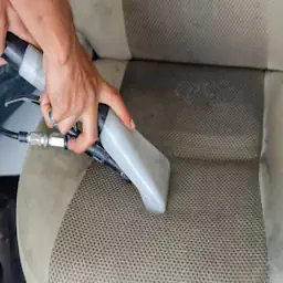 Autositz Reinigung